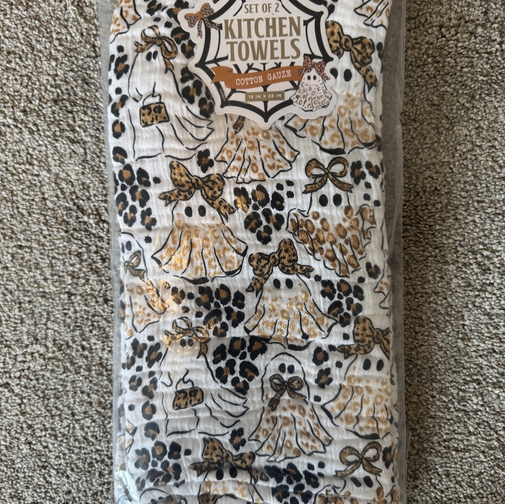 Envogue Ghost Leopard Kitchen Towels Set of 2 NWT